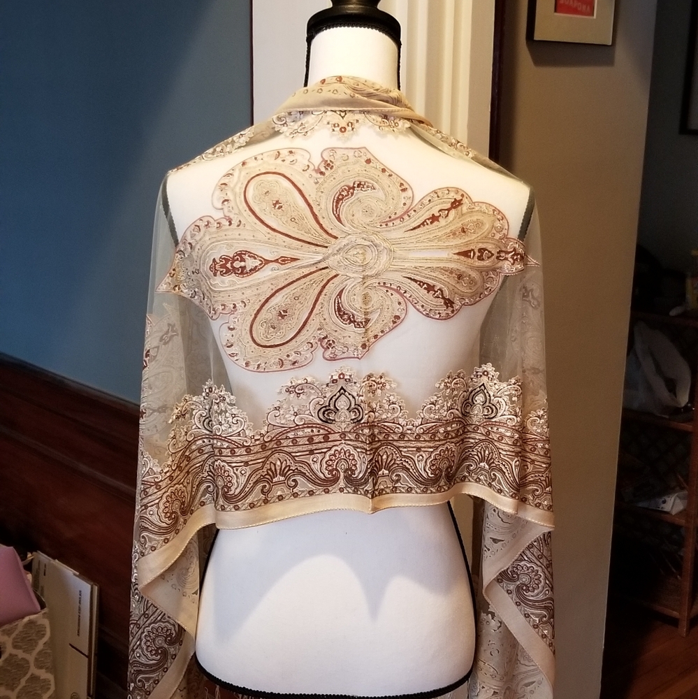 Beautiful Handmade Scarf/Shawl from Vietnam - Picture 2 of 2